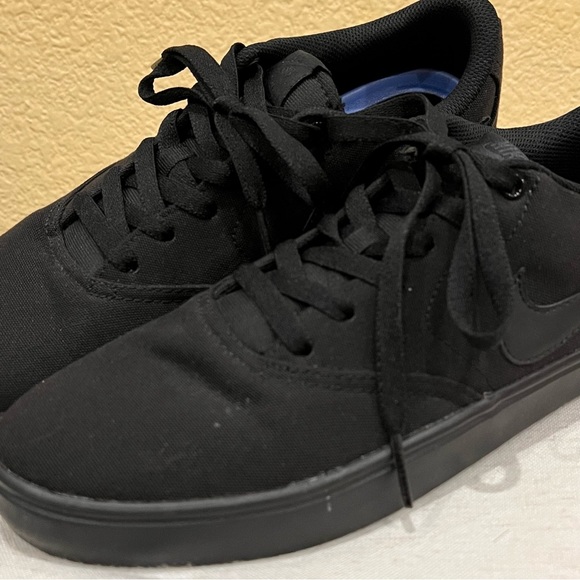 Nike SB Check Shoes Women’s Size 11 - Picture 4 of 10